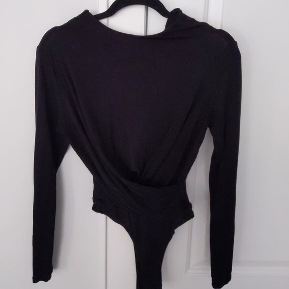 VINCE Black Long sleeve Bodysuit onesie leotard to layer  Small - Picture 6 of 16